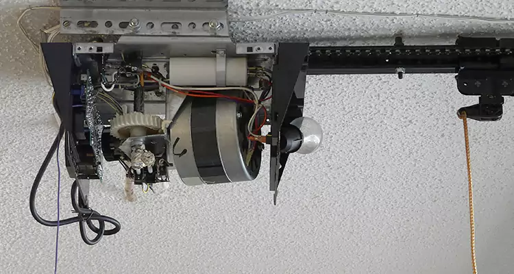 Emergency Garage Door Opener Repair in Daly City, CA