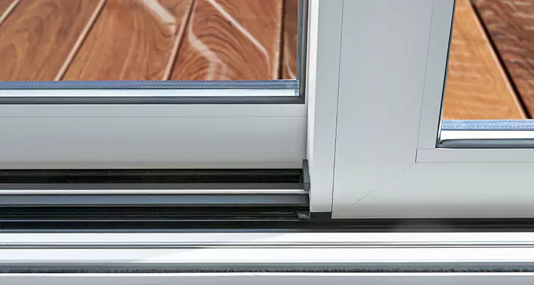 Patio Doors Leaking Water Issue Repair Services in Daly City, CA