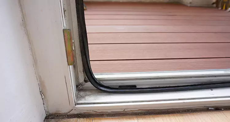 Why Choose Us for Leaking Sliding Glass Door Repair in Daly City, CA?