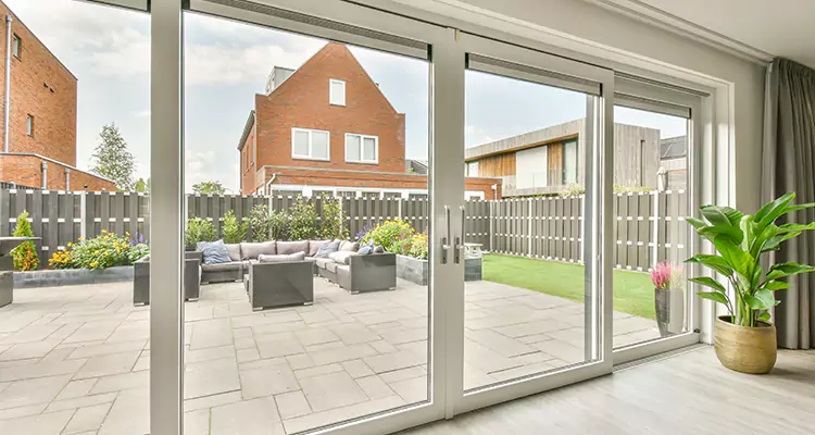 Best Sliding Screen Door Replacement Company in Daly City, CA