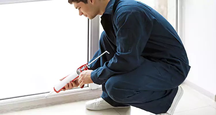 Window Glass Caulk Repair in Daly City, CA