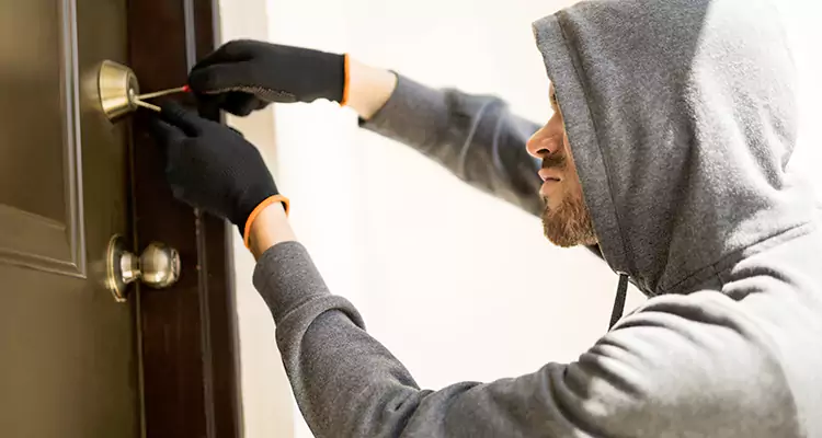 Emergency Motel Lock Repairs—Available 24/7 in Daly City, CA