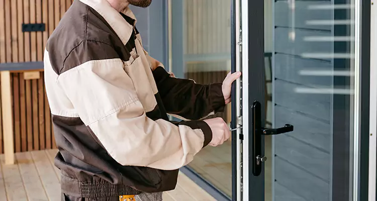 Fix Patio Screen Door Rollers in Daly City, CA