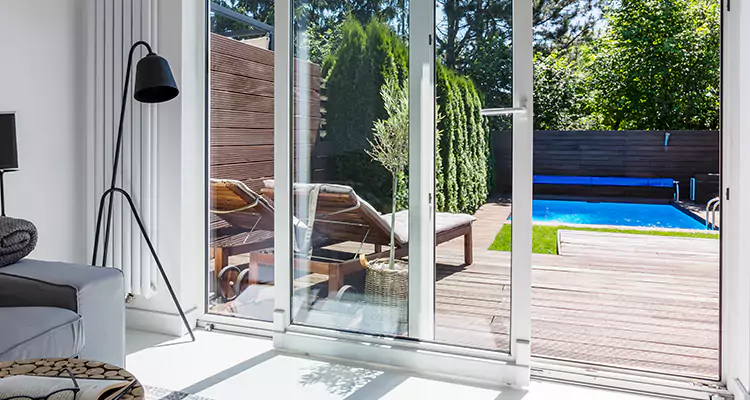 Fixing A Sliding Screen Door Roller in Daly City, CA